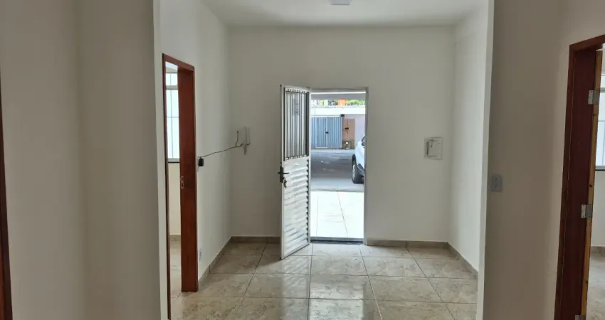 Casa com 3 quartos para alugar na Rua Araribóia, 629, Centro de Vila Velha, Vila Velha