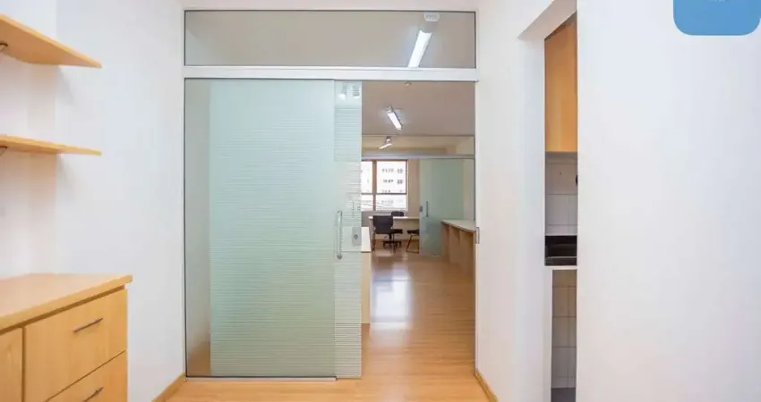 Sala Conjunto comercial para venda no Centro de Curitiba
