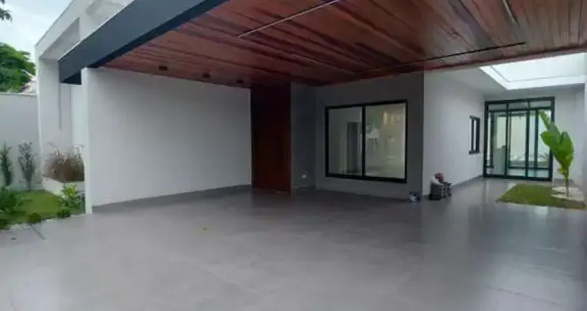 Casa para Venda em Maringá, Jardim Tóquio, 3 dormitórios, 3 suítes, 4 banheiros, 2 vagas