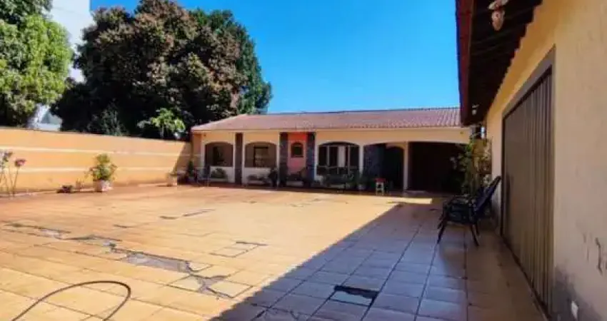 Casa com 3 dormitórios à venda, 265 m² por r$ 1.950.000,00 - zona 07 - maringá/pr