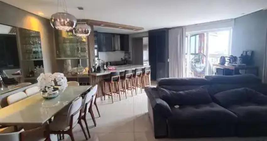 Apartamento para Venda em Maringá, Zona 03, 3 suítes, 1 banheiro, 3 vagas
