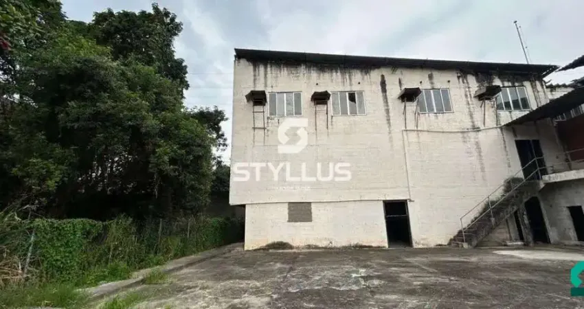 Barracão / Galpão / Depósito à venda na Estrada Adhemar Bebiano, Inhaúma, Rio de Janeiro