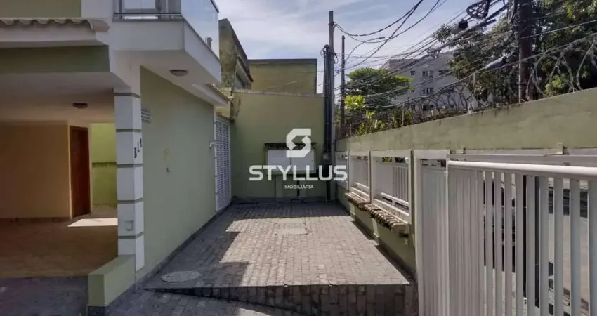 Casa em condomínio fechado com 3 quartos à venda na Rua Parintins, Praça Seca, Rio de Janeiro