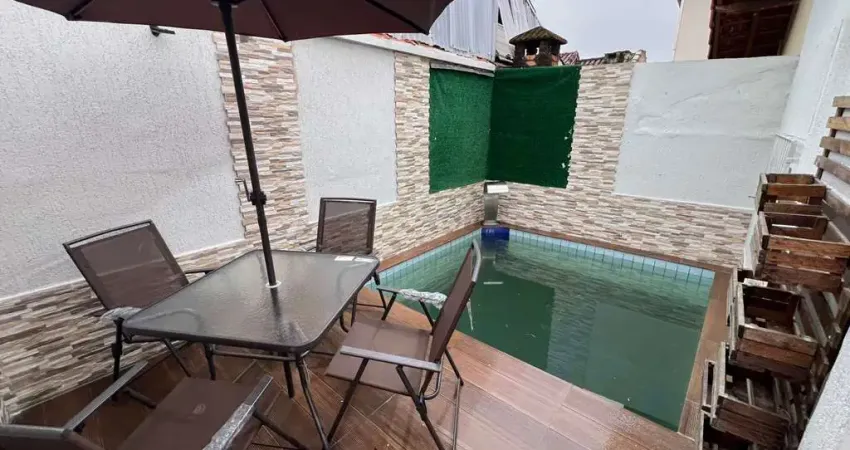 Casa com 2 quartos à venda na Vila Caiçara, Praia Grande 