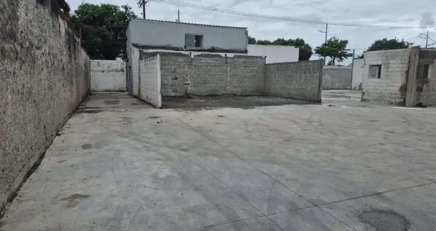 Terreno à venda em Guilhermina, Praia Grande 