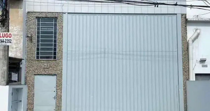 Locação | Galpão 350m²,  3 banheiros, escritório, salas, Vila Anastácio, São Paulo/SP.