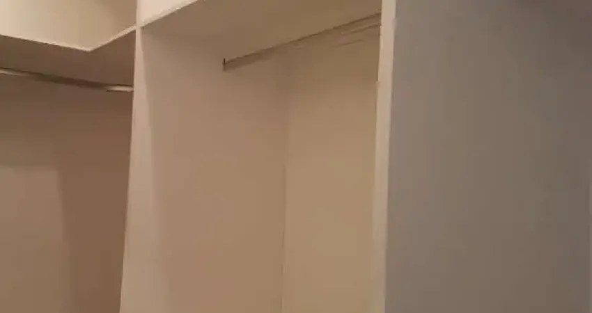 Venda | Casa Sobrado com 3 dormitórios, 1 suíte, 3 banheiros, 5 vagas e piscina em Vila Sao Vicente  -  São Paulo