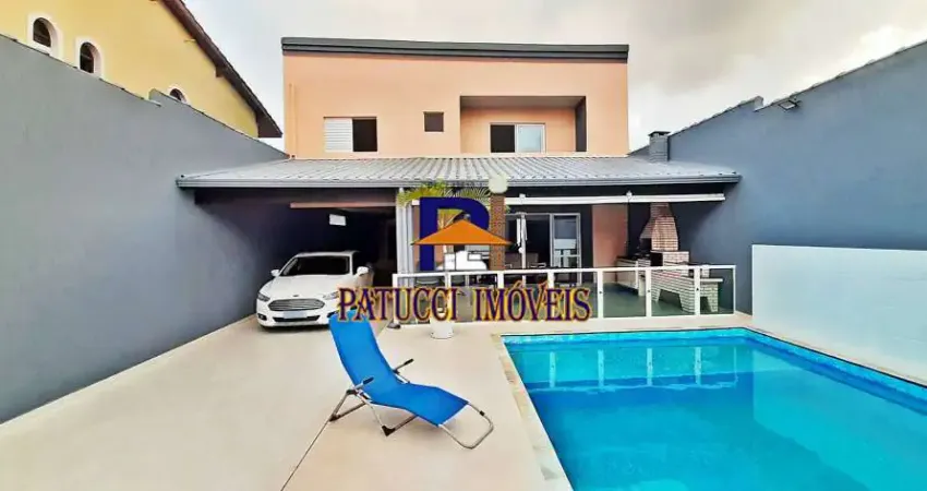 SUA FAMILIA MERECE! Sobrado de Alto Padrão MOBILIADO, Próximo ao Mar.