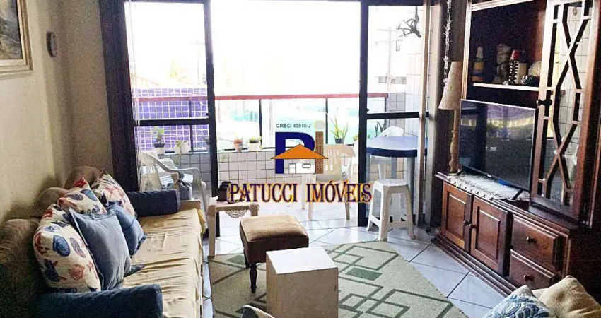 Ótima Localização! Apartamento a 50 Metros do Mar, Prédio com Piscina!