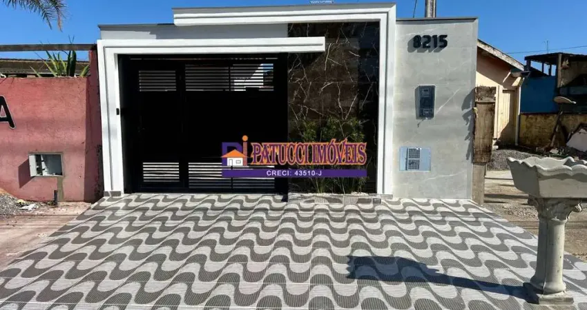 Viva a 250 Metros da Praia – Casa Nova com Piscina no Balneário Jussara!