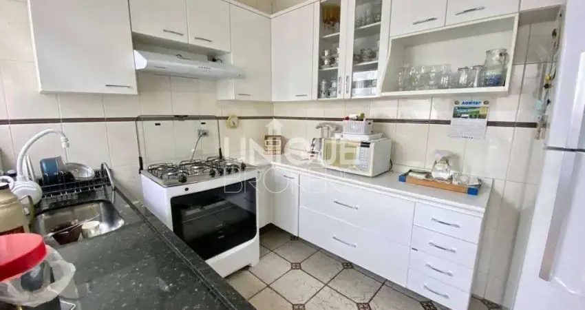 Casa com 3 quartos à venda na Rua Professor Getúlio Nogueira de Sá, 80, Anhangabaú, Jundiaí