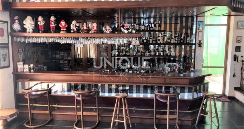Casa com 6 quartos à Venda, Chácara Urbana - Jundiaí