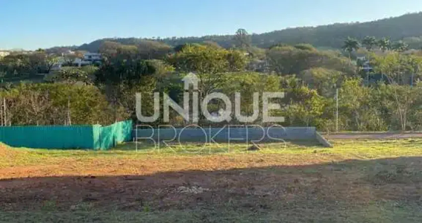 Terreno à venda com vista livre no condomínio fazenda serra azul ii