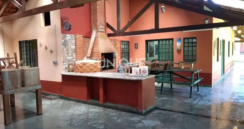 Casa com 7 quartos à venda na Rua das Siriemas, S/N, Caioçara, Jarinu