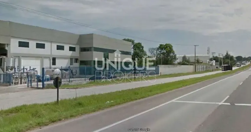 Casa para alugar na Rua dos Beija-Flores, 81, Pinhal, Cabreúva