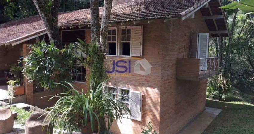 Chácara com 3 dorms, Chácaras Aurora, Embu das Artes - R$ 2.2 mi, Cod: 16656