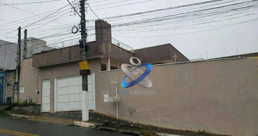 Casa com 3 dormitórios à venda, 231 m² por R$ 1.600.000,00 - Borda da Mata - Caçapava/SP