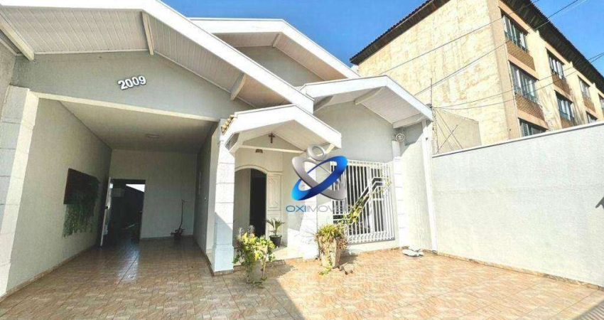 Casa com 3 dormitórios à venda, 180 m² por R$ 1.020.000 - Jardim Satélite - São José dos Campos/SP