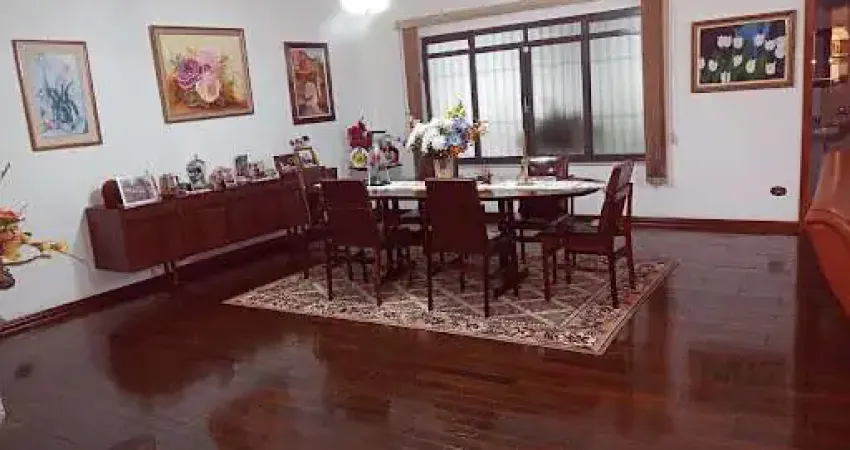 Casa com 4 dormitórios à venda, 350 m² por R$ 4.000.000,00 - Jardim Apolo - São José dos Campos/SP