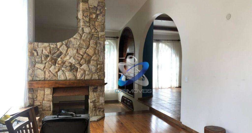 Sobrado com 4 dormitórios à venda, 295 m² por R$ 1.400.000,00 - Vila São João - Caçapava/SP