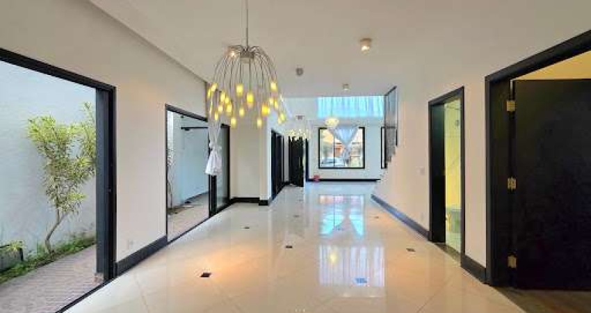 Sobrado com 6 dormitórios à venda, 365 m² por R$ 2.900.000,00 - Jardim das Colinas - São José dos Campos/SP