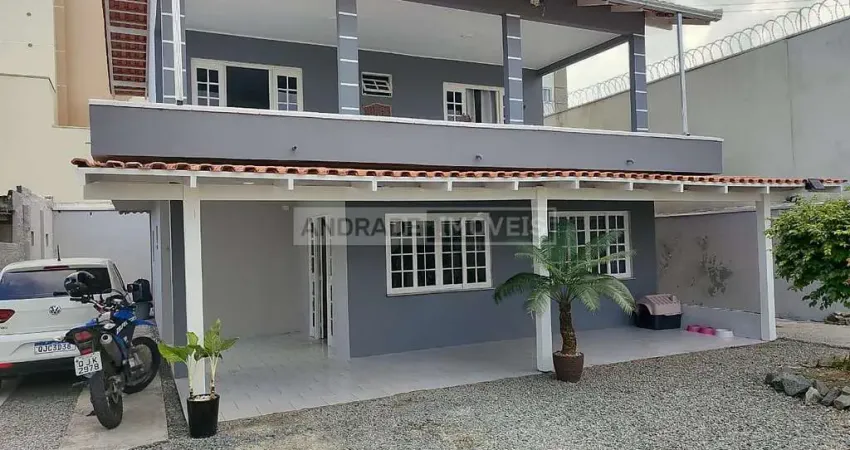 Casa com 3 quartos à venda no São Vicente, Itajaí