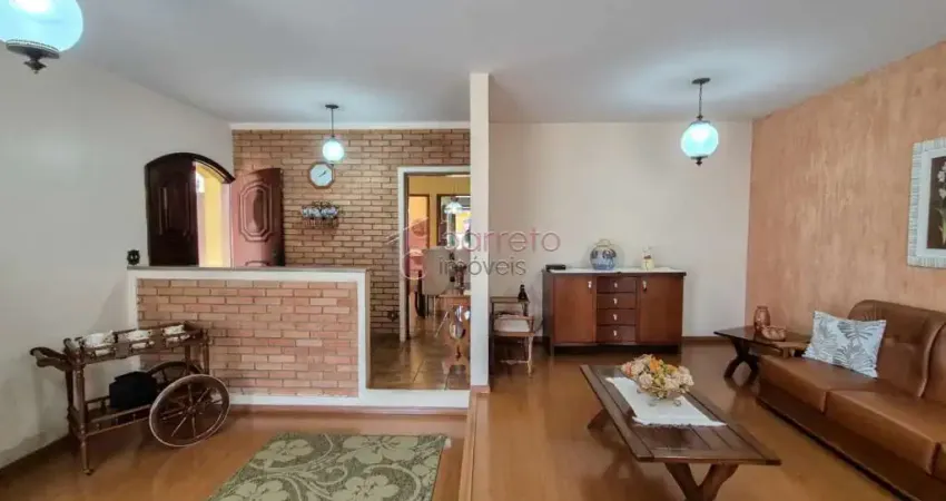 Casa com 3 quartos à venda na Rua Honorato Spiandorin, --, Jardim Pacaembu, Jundiaí