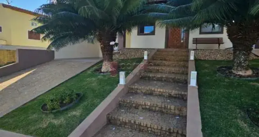 LINDA CASA DE 03 DORMITÓRIOS À VENDA NO CONDOMÍNIO VILLE DE FRANCE EM ITATIBA/SP