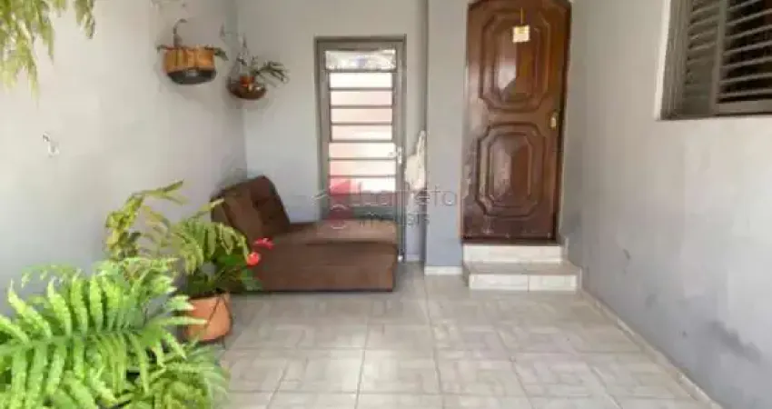 CASA COM 02 DORMITÓRIOS À VENDA NO BAIRRO VIANELO EM JUNDIAÍ/SP