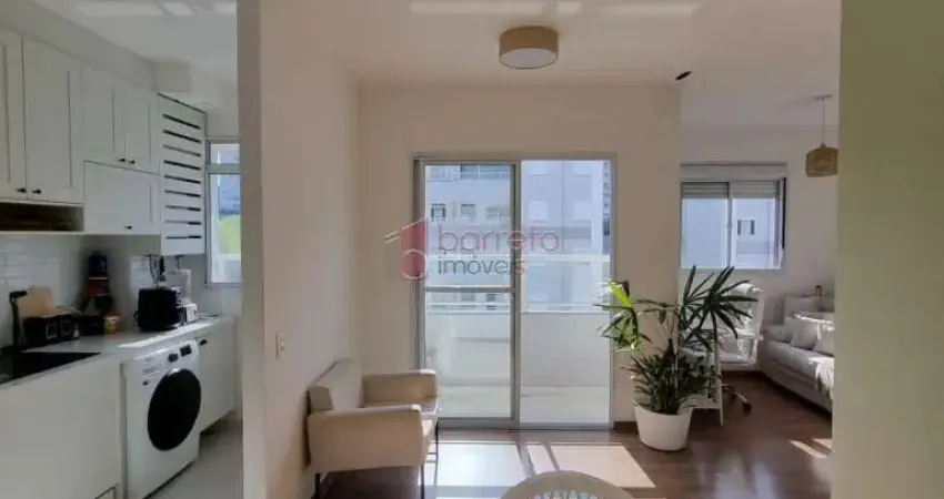 LINDO APARTAMENTO COM SALA ESTENDIDA À VENDA NO CONDOMÍNIO PANORAMA - JARDIM CARLOS GOMES - JUNDIAÍ/SP