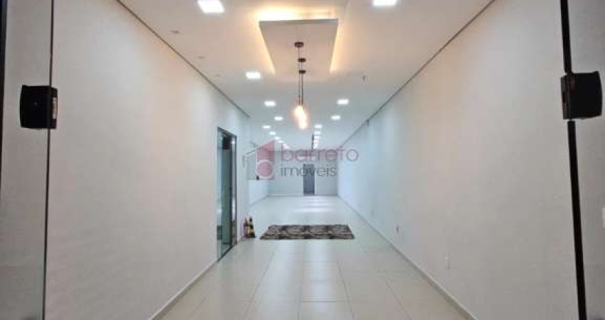 SALÃO COMERCIAL COM 144M² PARA VENDA VIANELO - JUNDIAÍ/SP