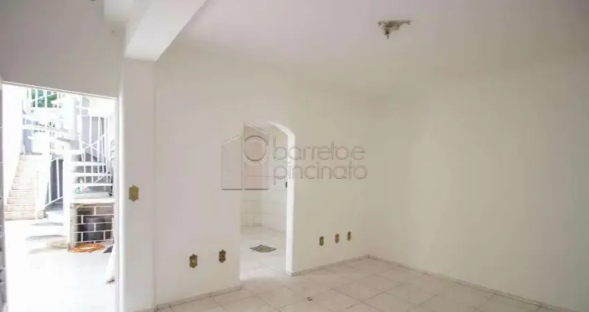 Casa a venda em jundiaí sp vila mafalda 156m² 3 dorms. 2 salas. 1 cozinha. 2 banheiros. terraço amplo. 1 vaga. bem localizado!