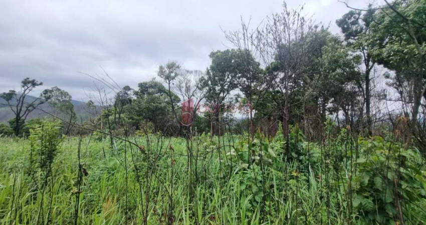 TERRENO PARA FORMAÇÃO DE CHÁCARA À VENDA NO LOTEAMENTO BOSQUES DO MOINHO EM CAMPO LIMPO PAULISTA/SP