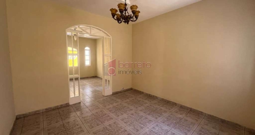 CASA À VENDA OU LOCAÇÃO, BAIRRO VILA MARINGÁ, JUNDIAÍ