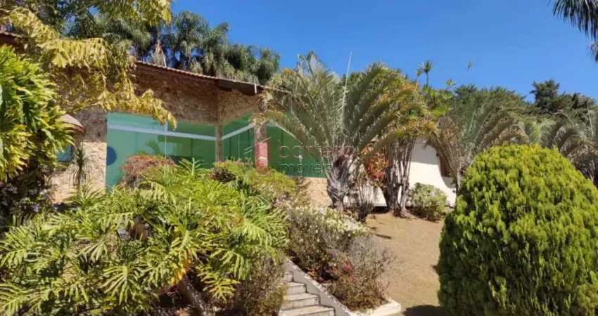 Chácara / sítio com 3 quartos à venda na Estrada dos Bambus, --, Estância Figueira Branca, Campo Limpo Paulista