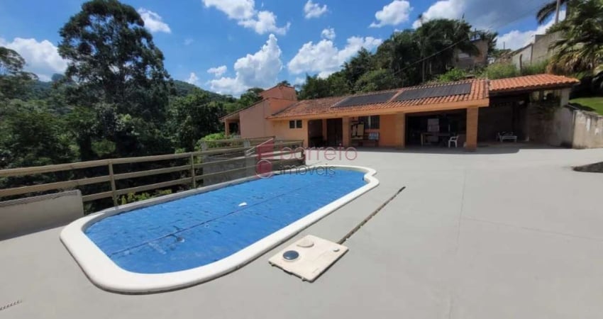 Chácara / sítio com 2 quartos à venda na Rua Jacarandá, --, Centro, Cabreúva