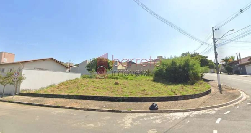 TERRENO DE ESQUINA À VENDA NO JARDIM SANTA ISABEL EM ITUPEVA/SP
