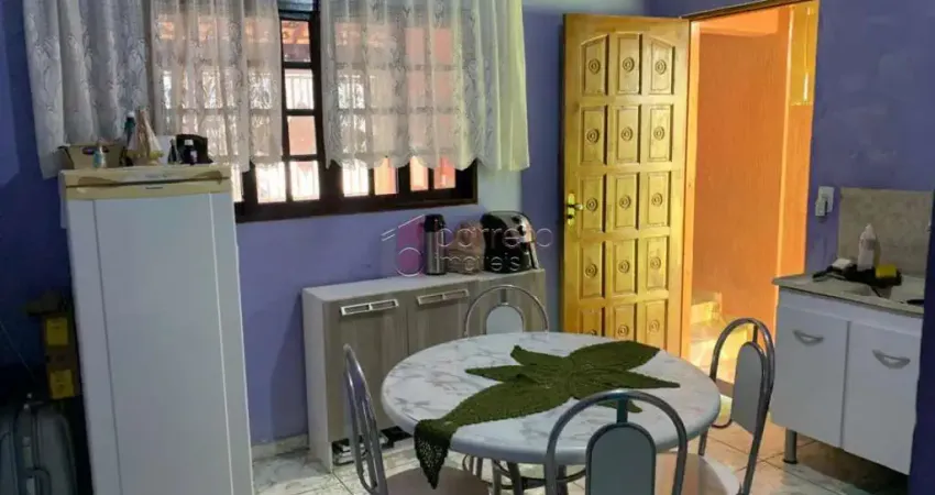 Casa sobrado à venda no bairro parque centenário em jundiaí/sp