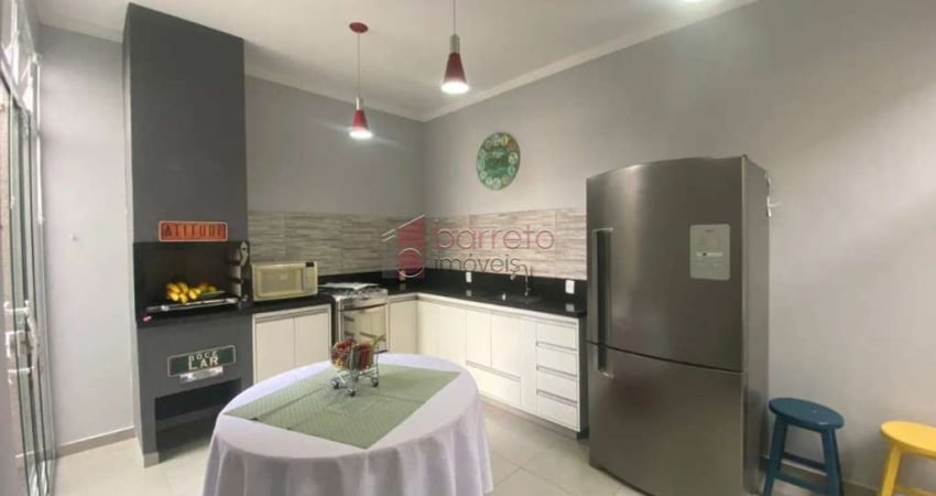 CASA À VENDA NO BAIRRO MEDEIROS EM JUNDIAÍ/SP