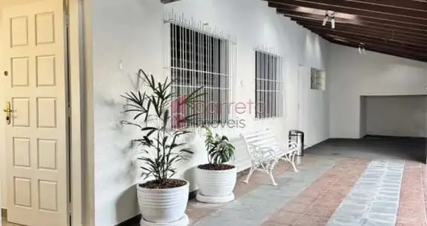 CASA/CHÁCARA  À VENDA - 03 QUARTOS - JARDIM CAXAMBÚ - JUNDIAÍ/SP