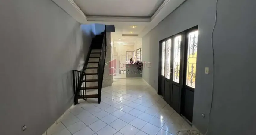 SOBRADO COM ENTRADA COMPARTILHADA PARA LOCAÇÃO NO BAIRRO JUNDIAÍ MIRIM - JUNDIAÍ/SP