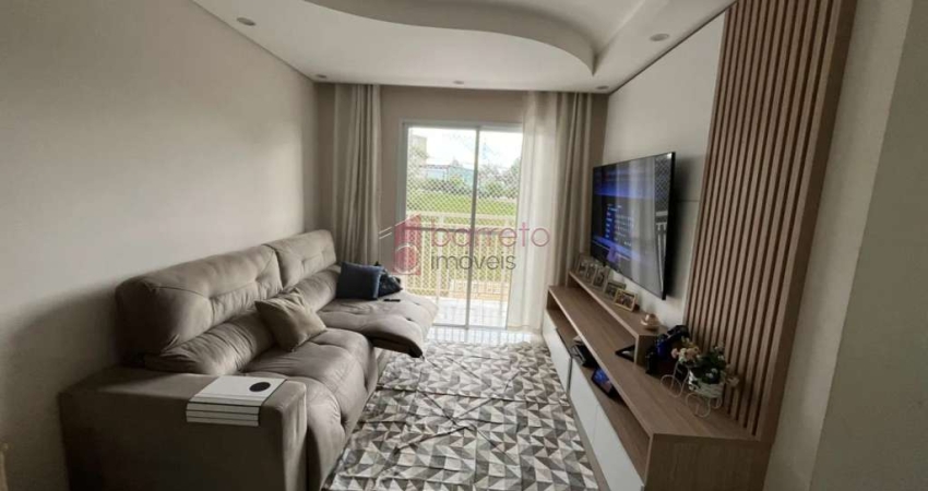 APARTAMENTO À VENDA NO CONDOMÍNIO MORADA DOS PINHEIROS EM VÁRZEA PAULISTA/SP