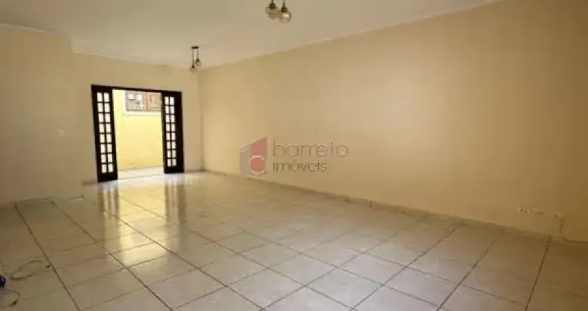 Casa com 3 quartos para alugar na Avenida Giustiniano Borin, --, Caxambu, Jundiaí