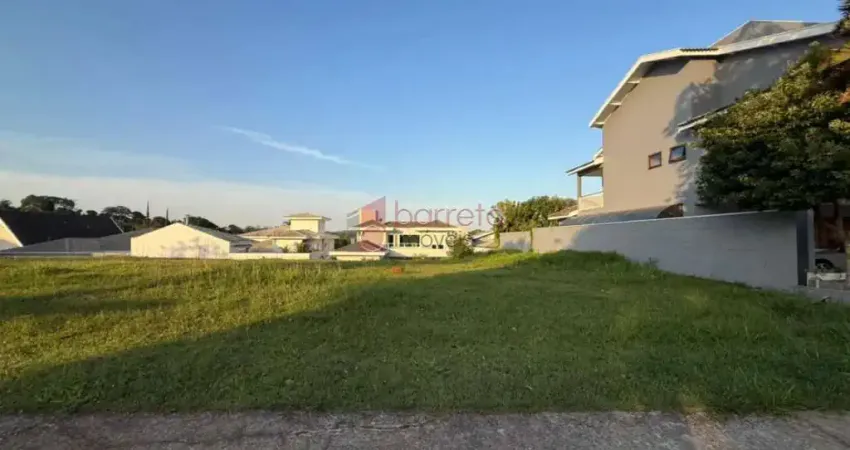 Terreno à venda no condomínio portal do paraíso ii - jundiaí/sp