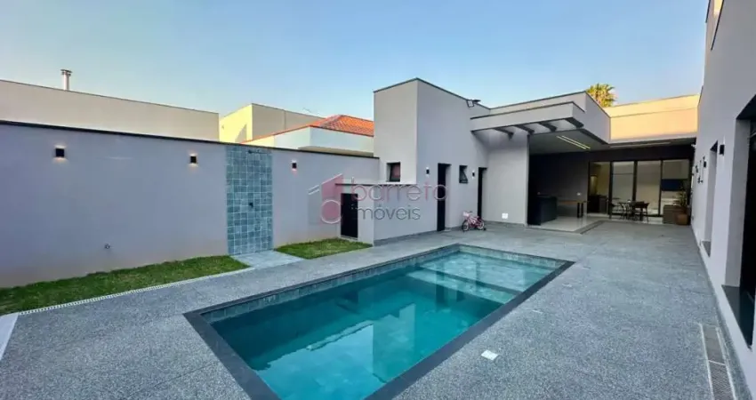 Casa térrea à venda no condomínio portal do paraíso i em jundiaí/sp