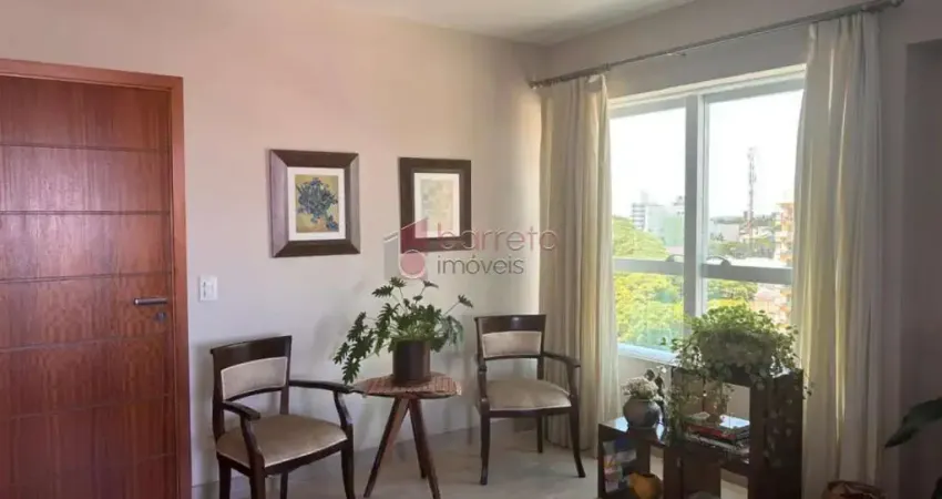 Apartamento à venda no condomínio italia carletti em jundiaí/sp