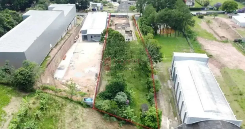 Lote de rua, plano, em via principal, no bairro caxambu, jundiaí/sp