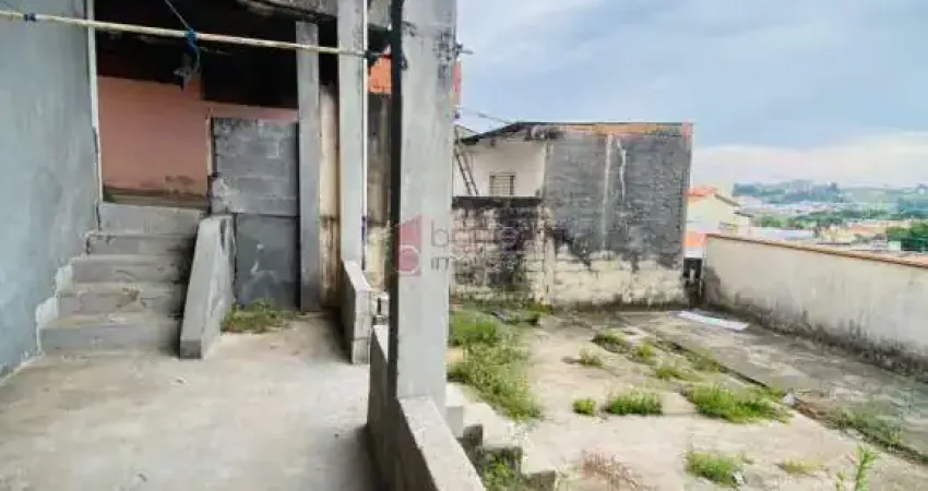 Casa com 2 quartos para alugar na Rua Ibipora, Casa inferior, --, Vila Comercial, Jundiaí