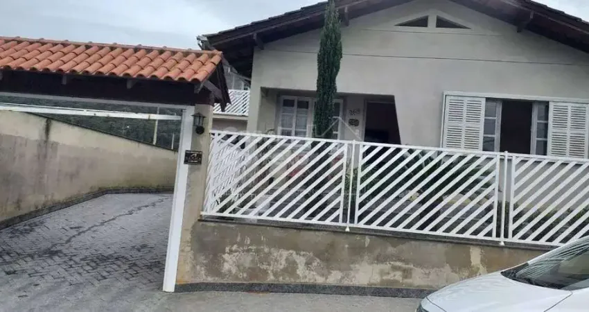 Casa com 5 quartos à venda no Rio Branco, Brusque