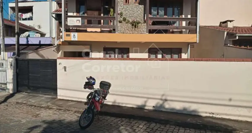 Casa com 6 quartos à venda no Santa Terezinha, Brusque